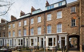 Hedley House Hotel 3*